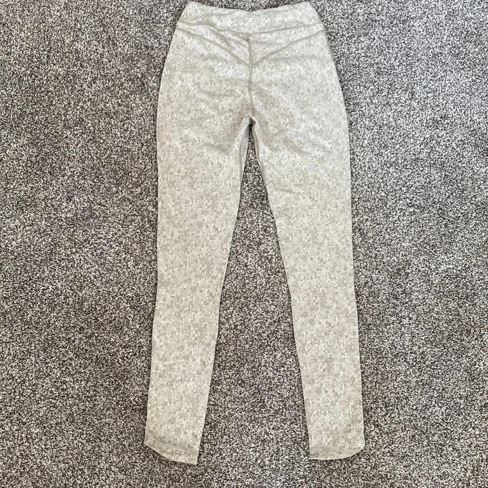 Gymshark Fleur Texture Gym Leggings Washed Khaki Marl